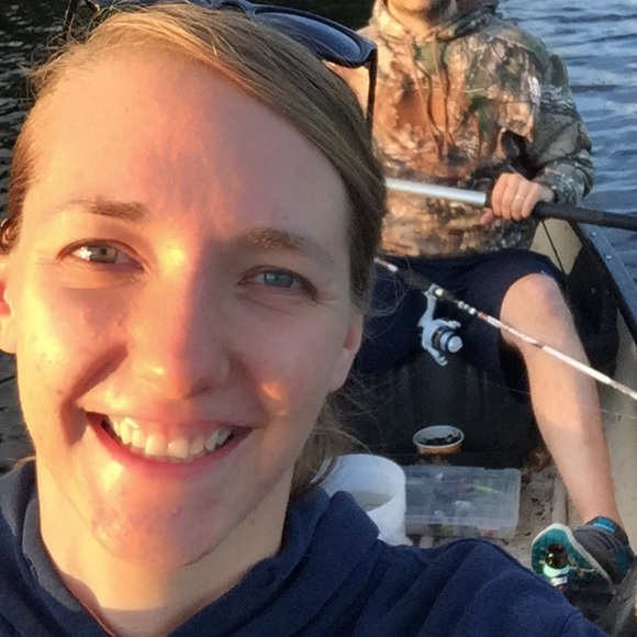 Meet your Posher, Alyx - Picture 1 of 1